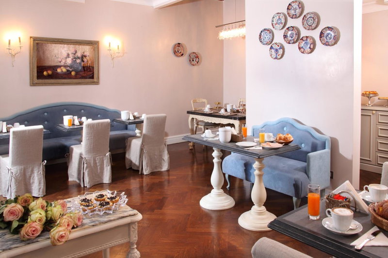 Vivaldi Luxury Rooms, Rome, Italy