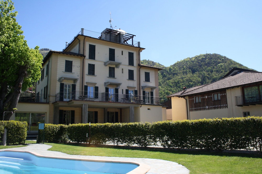 Hotel · Albergo La Torre, Centro Valle Intelvi