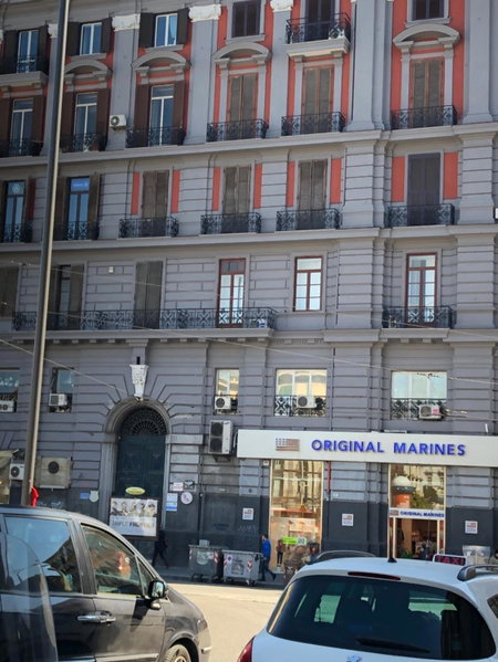 Pit Stop Napoli Centrale, Naples, Italy