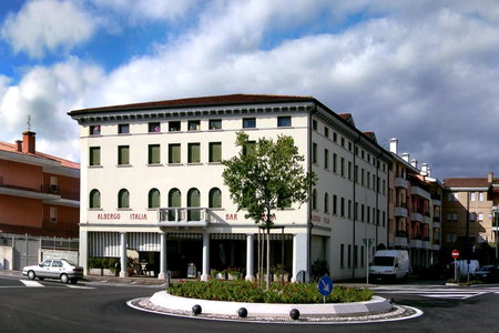 Albergo Italia, Fossalta di Piave, Italy