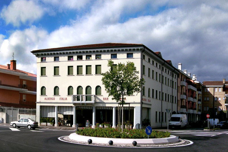 Albergo Italia, Fossalta di Piave, Italy