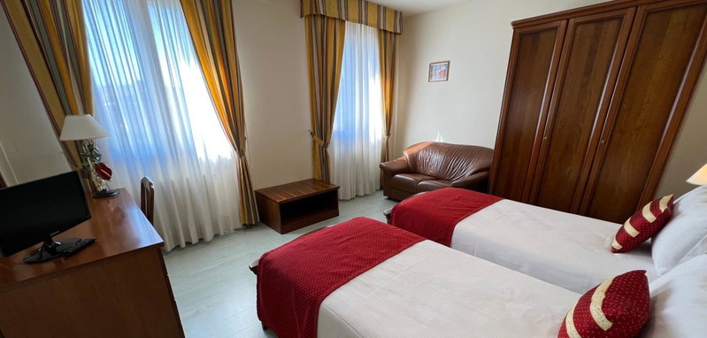 Albergo Italia, Fossalta di Piave, Italy
