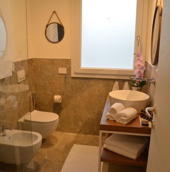 Lugana 9, Peschiera del Garda, Italy