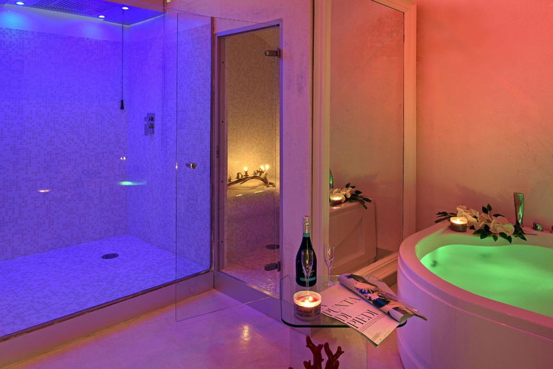 Barbarella Spa, Naples, Italy