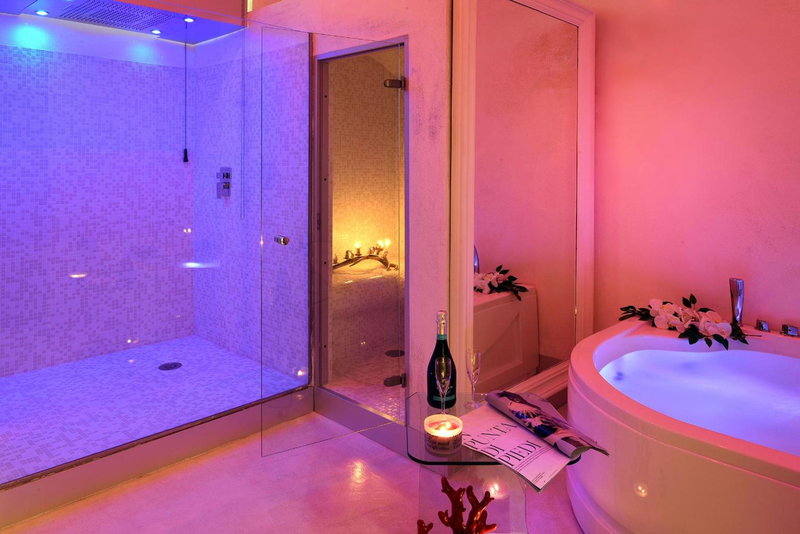 Barbarella Spa, Naples, Italy