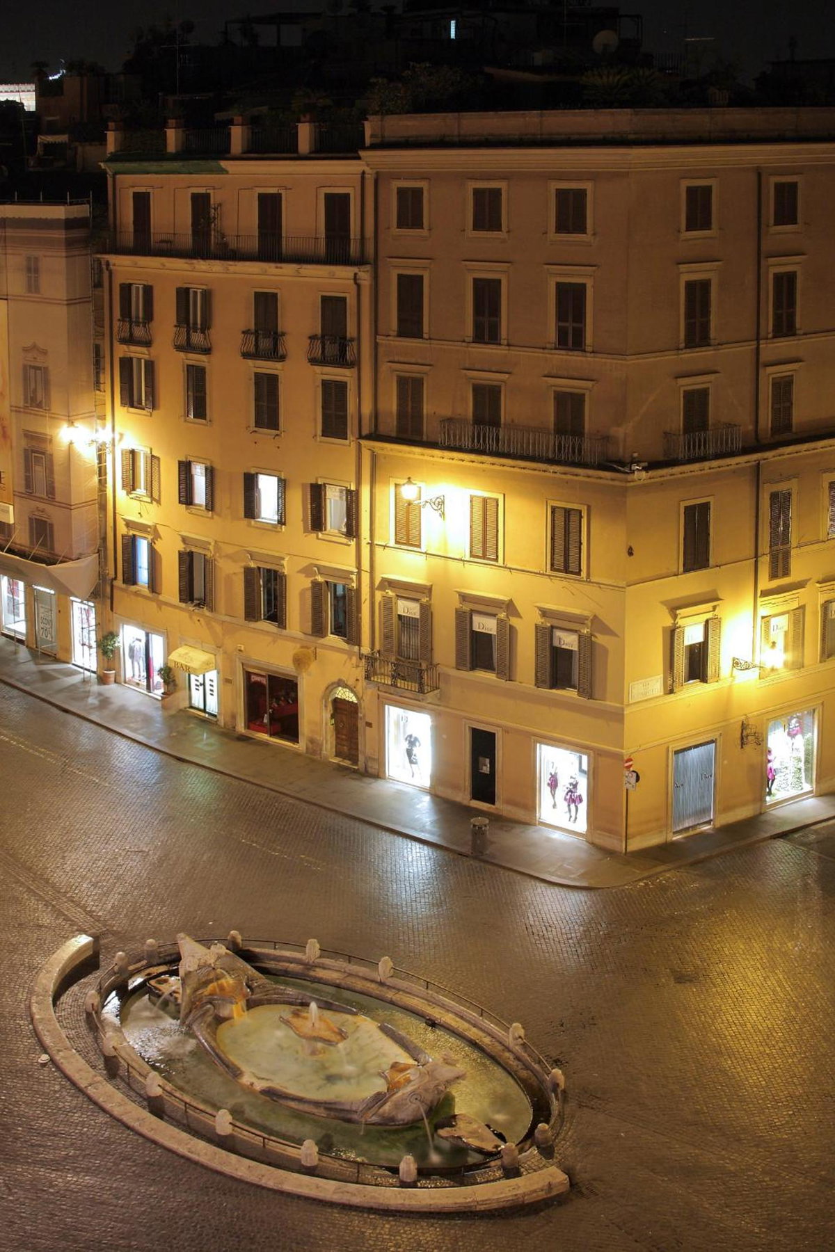 Internazionale Domus, Italy