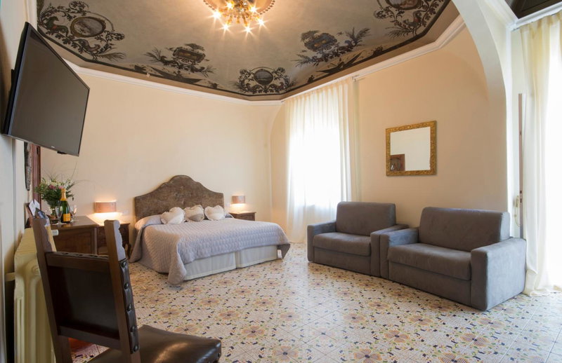 B&B Pantaneto - Palazzo Bulgarini, Siena, Italy