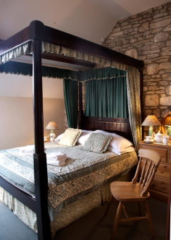 Toghill House Farm, Wick, United Kingdom