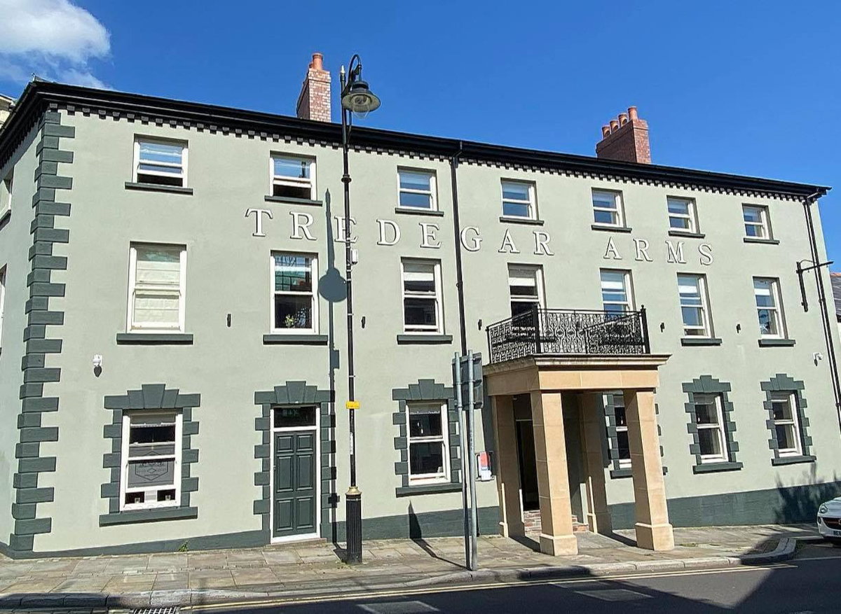 Hotel · Tredegar Arms Hotel, Tredegar