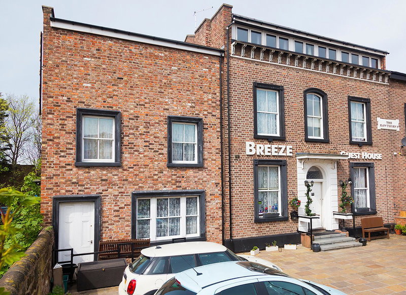 Breeze Guest House, Bootle, United Kingdom