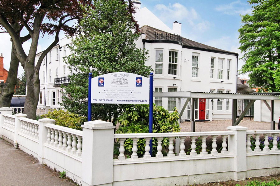 The Lawns Guest House, Retford, United Kingdom