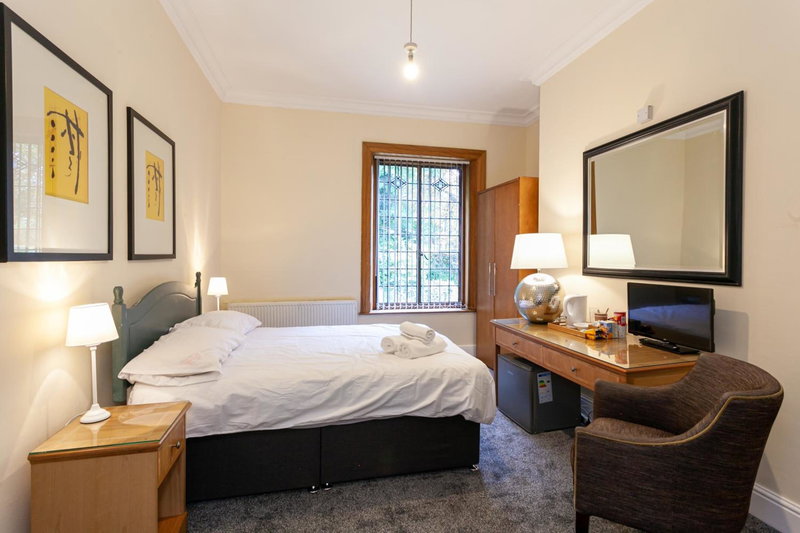 Townhouse No 12, Huddersfield, United Kingdom