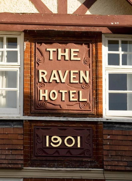 Raven Hotel by Greene King Inns, Hook, United Kingdom