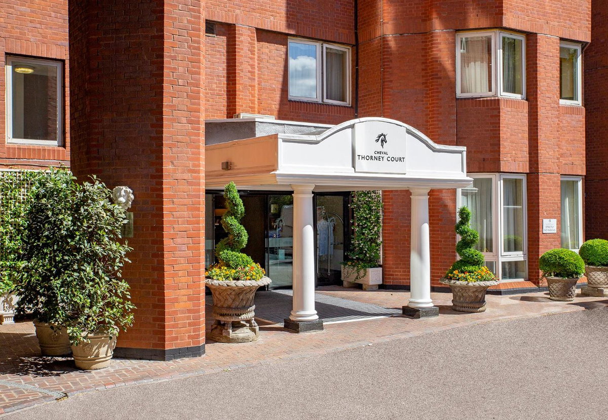 Hotel · Cheval Thorney Court at Hyde Park, London