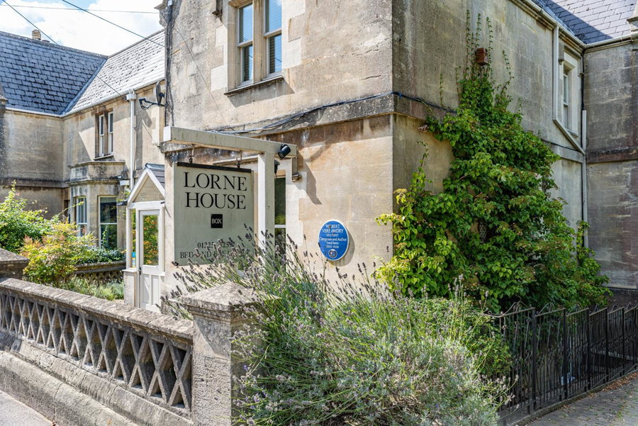 Lorne House Bed & Breakfast, Box, United Kingdom