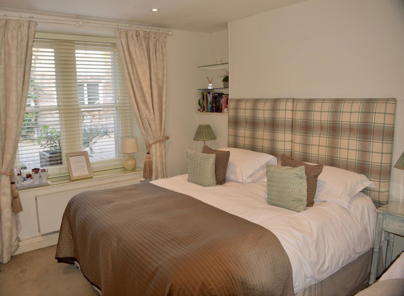 Lorne House Bed & Breakfast, Box, United Kingdom