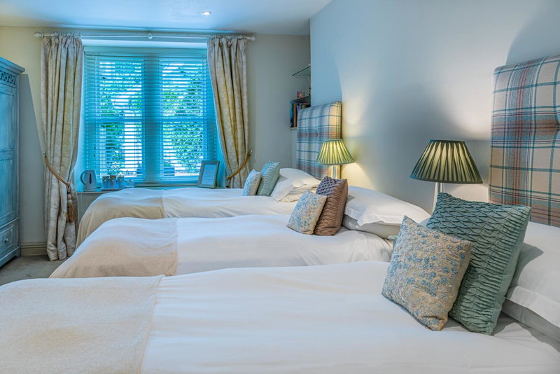 Lorne House Bed & Breakfast, Box, United Kingdom