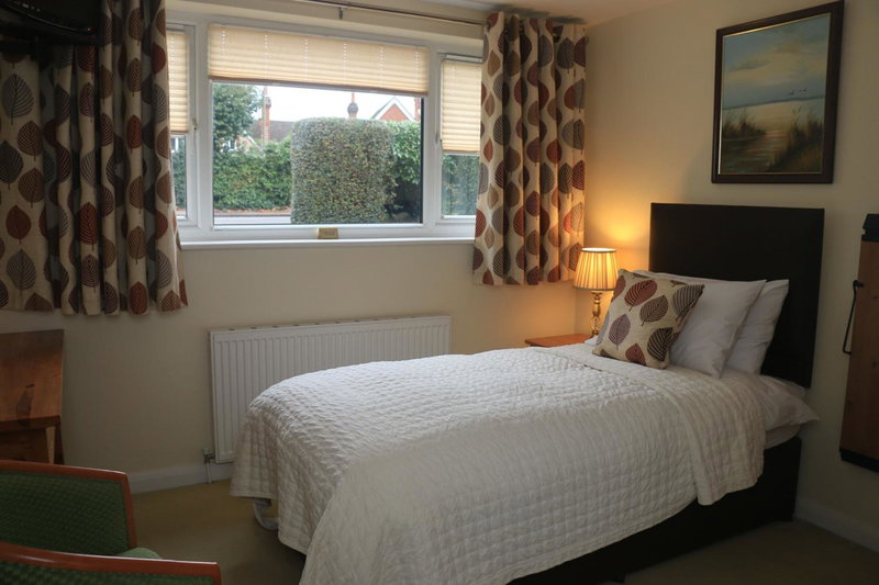 Dawyk Beech Guesthouse, Fleet, United Kingdom