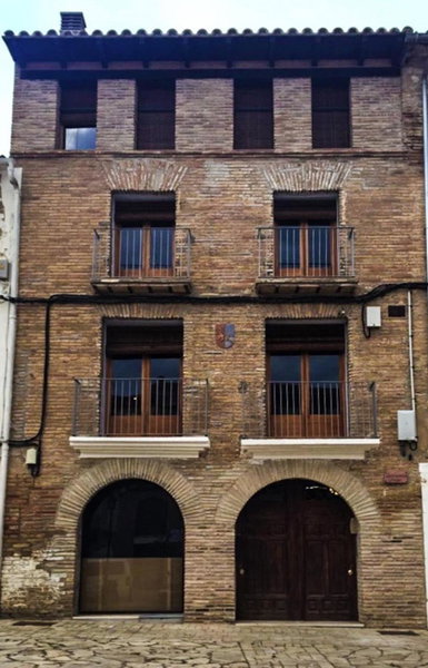 Plaza Apartamentos, Binéfar, Spain