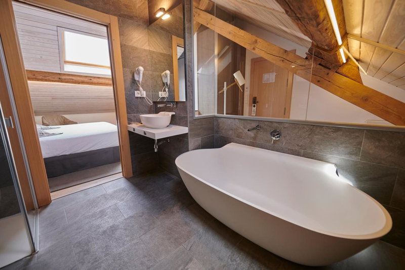 Hostal Lola, Isaba, Spain