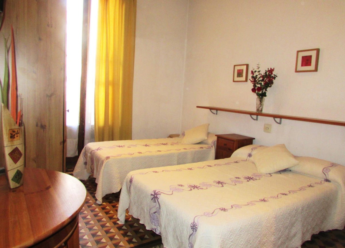 Hotel · Hostal Lima, Barcelona