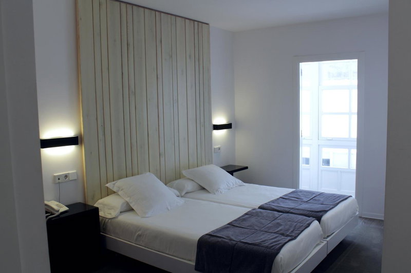 Hotel Lois, A Coruña, Spain