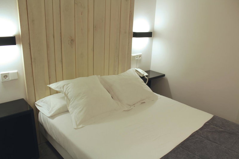 Hotel Lois, A Coruña, Spain