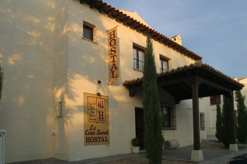 Hotel y apartamentos La Casa Rural, Chinchón, Spain