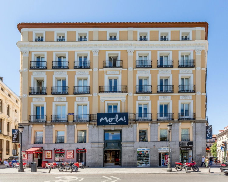 Mola Hostel, Madrid, Spain