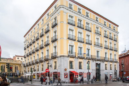 Mola Hostel, Madrid, Spain