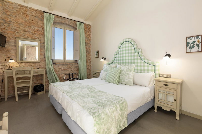Maison Muralleta B&B, Riba-Roja De Turia, Spain