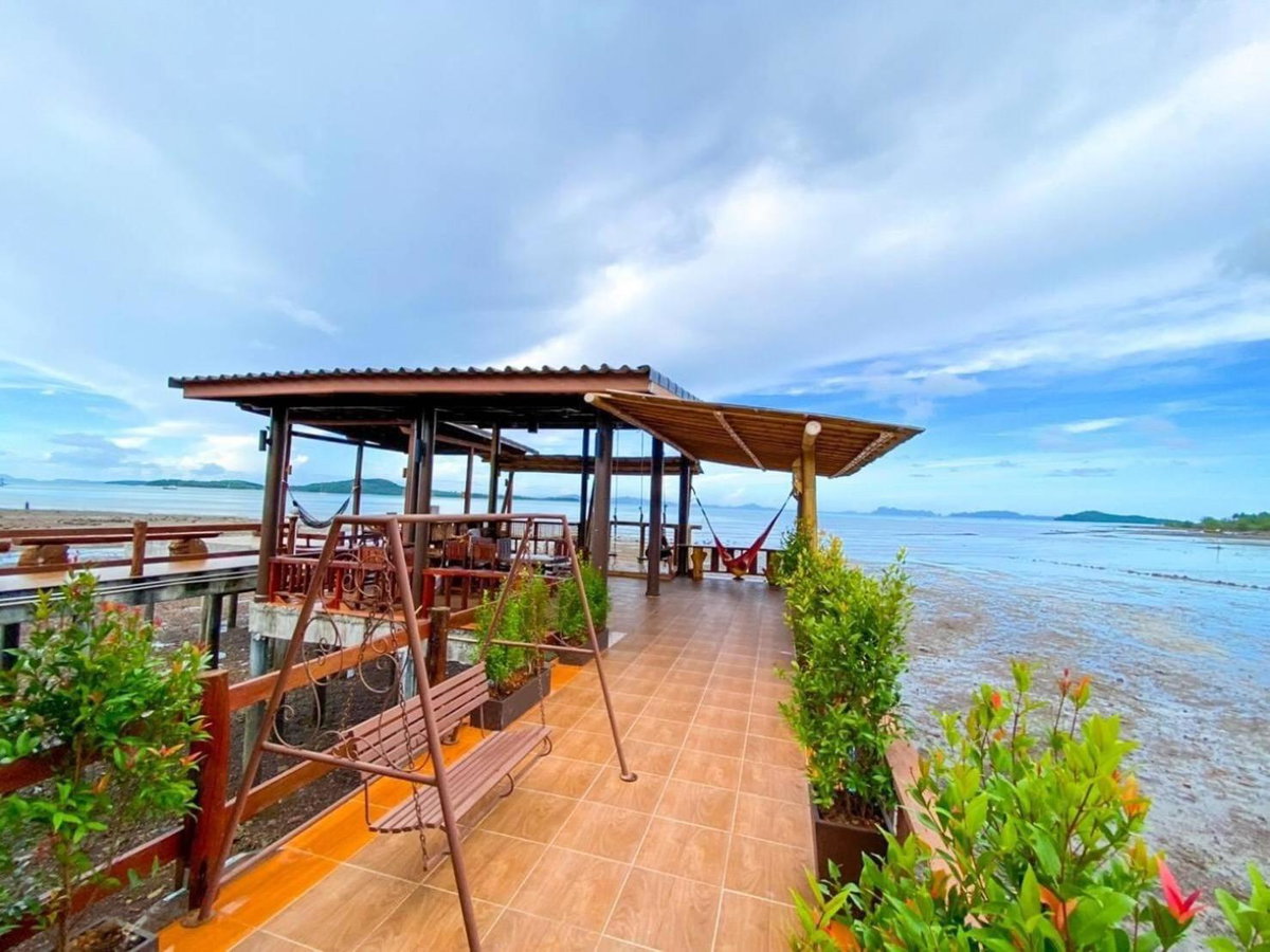 Baan Purada, Thailand