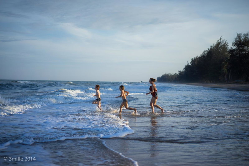 Blue Beach Bungalow, Bang Saphan Noi, Thailand