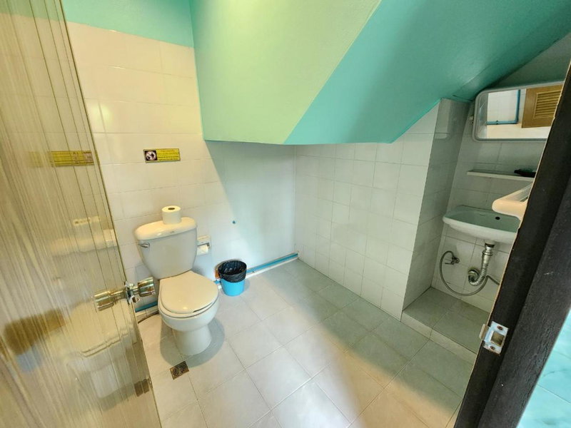 Blue Beach Bungalow, Bang Saphan Noi, Thailand