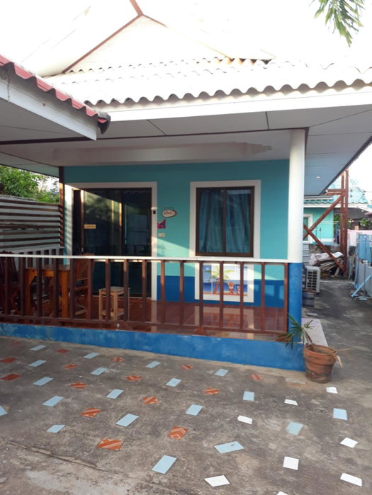 Poopreaw Koh Larn, Ko Larn, Thailand