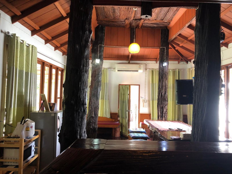 Ruen Thai Ban Rim Nam, Kamphaeng Phet, Thailand
