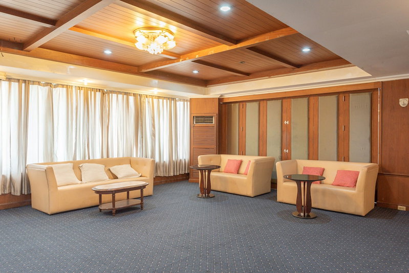 Nonthaburi Palace Hotel, Nonthaburi, Thailand