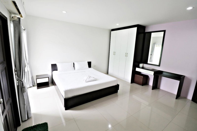 Hua Hin Irooms, Hua Hin, Thailand