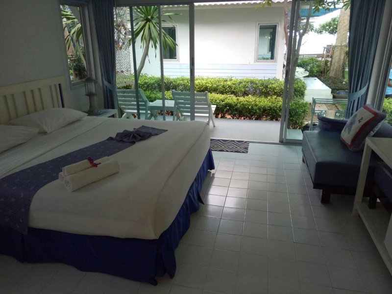 Blue Sky Resort, Haad Chao Samran, Thailand