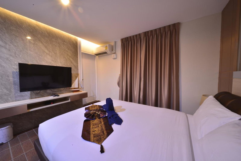 Sureena Hotel, Pattaya Central, Thailand