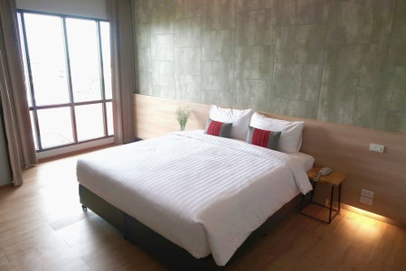 Sans Hotel, Ratchaburi, Thailand