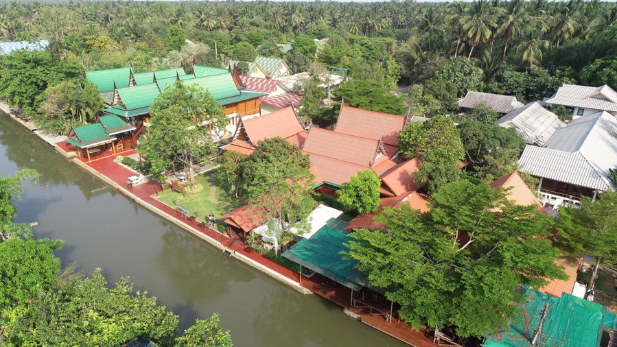 บ้านกรนรา Baan Kornnara, Amphawa, Thailand
