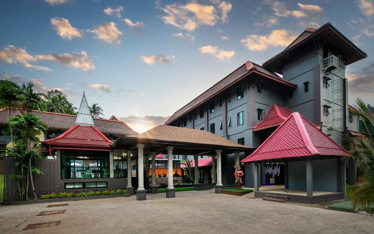 Hotel · Tuana Hotels The Phulin Resort, Karon Beach