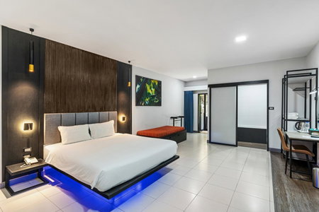 Tuana Hotels The Phulin Resort, Karon Beach, Thailand
