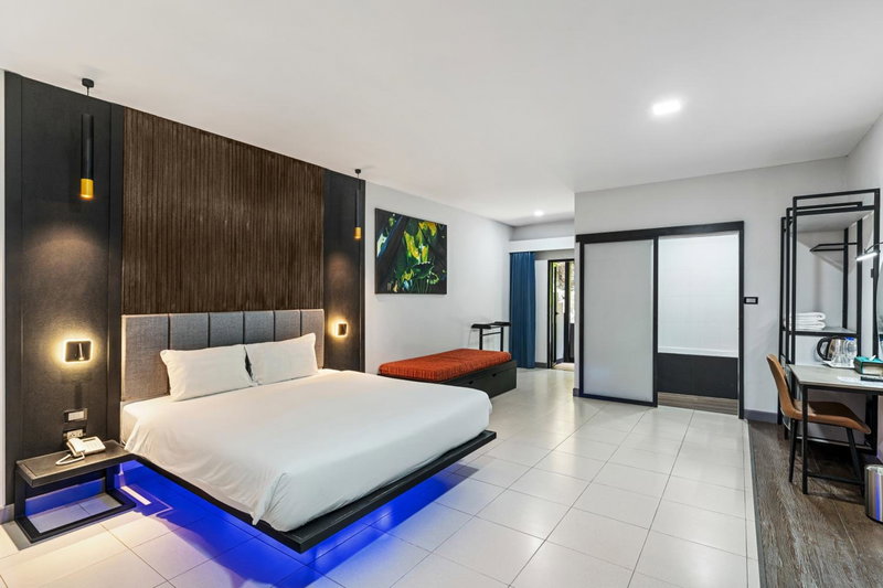 Tuana Hotels The Phulin Resort, Karon Beach, Thailand