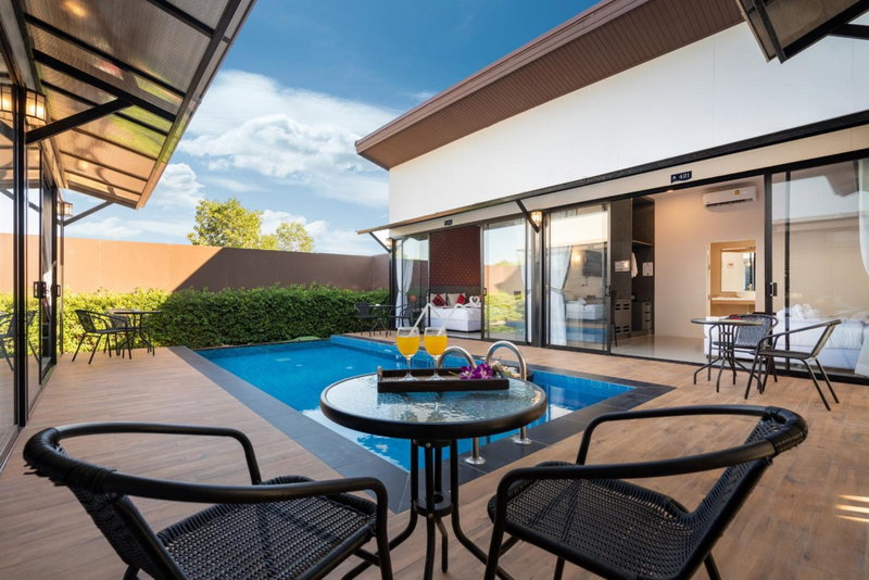 Thames Tara Private Pool Villa Rawai Phuket, Rawai Beach, Thailand
