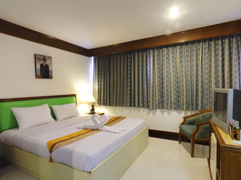 Silom Avenue Inn, Bangkok, Thailand