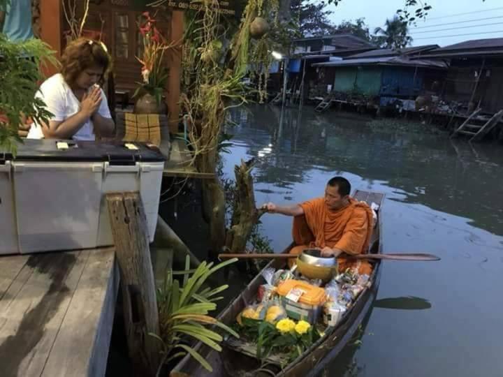Baan Ing Suan, Amphawa, Thailand
