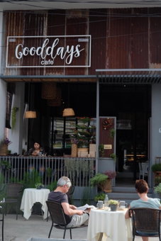 The Good Days, Udon Thani, Thailand