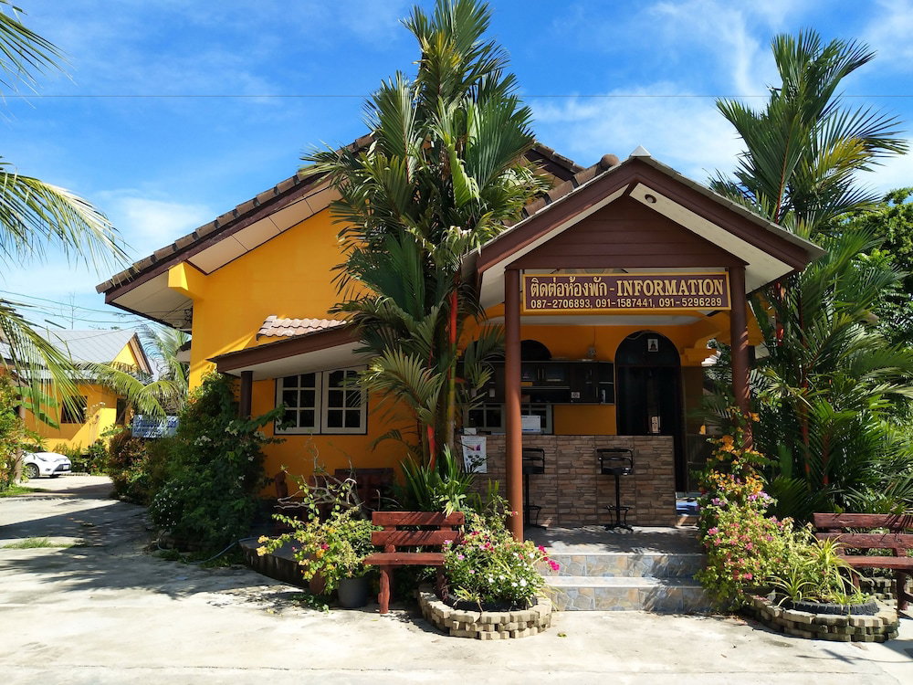 Baan Mek Lom, Thailand